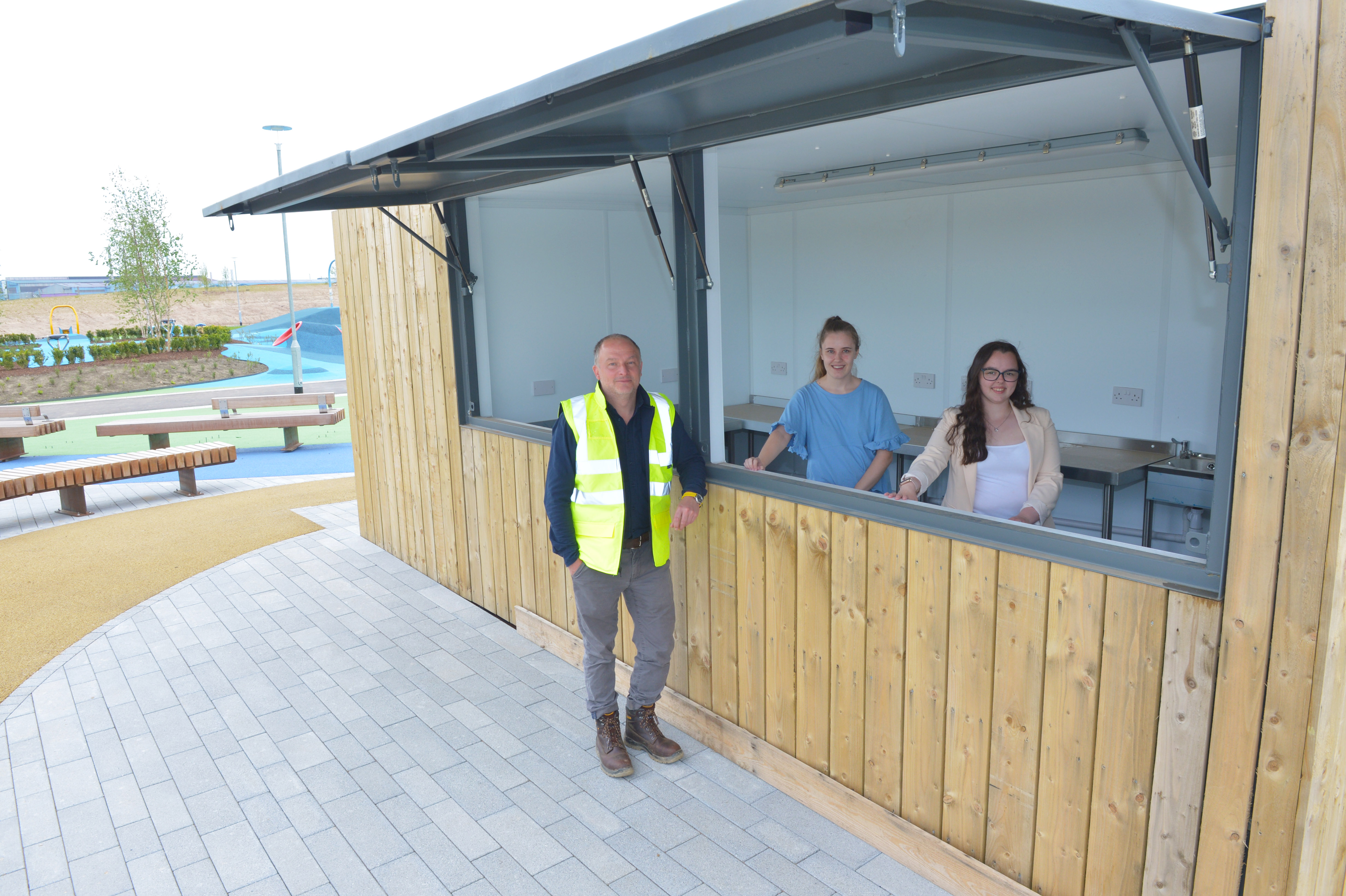 New catering kiosk for Ravenscraig public park