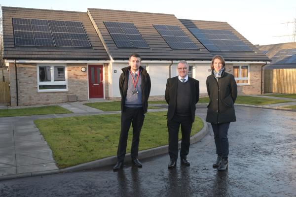 Convener visit to new council homes in Wishaw