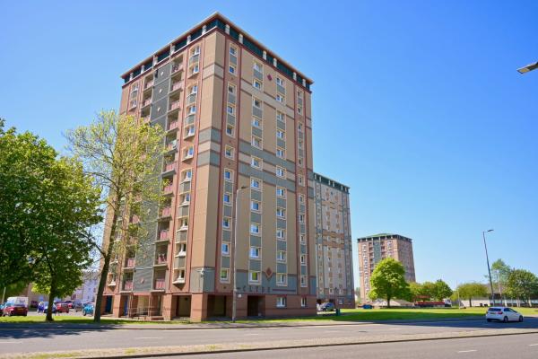 Motherwell lift towers