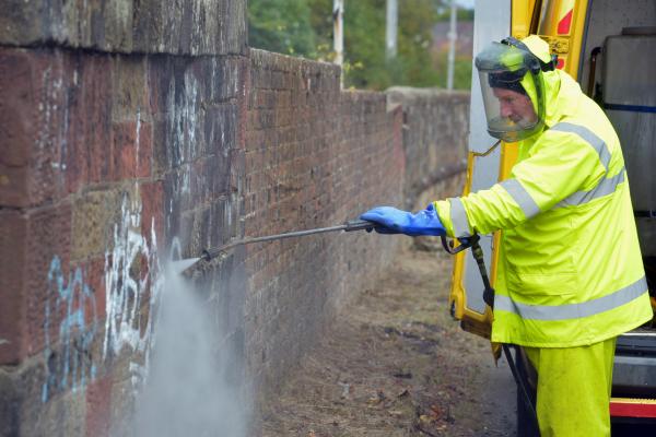 Graffiti removal