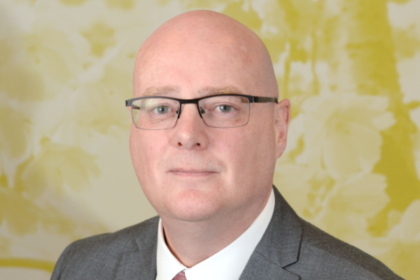 Stephen Llewellyn