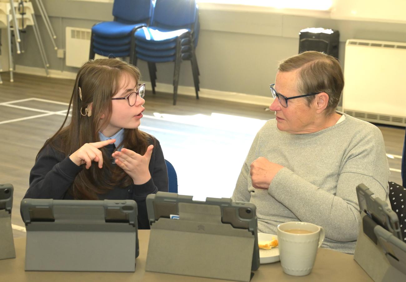 Intergenerational digital project Deaf hub 5