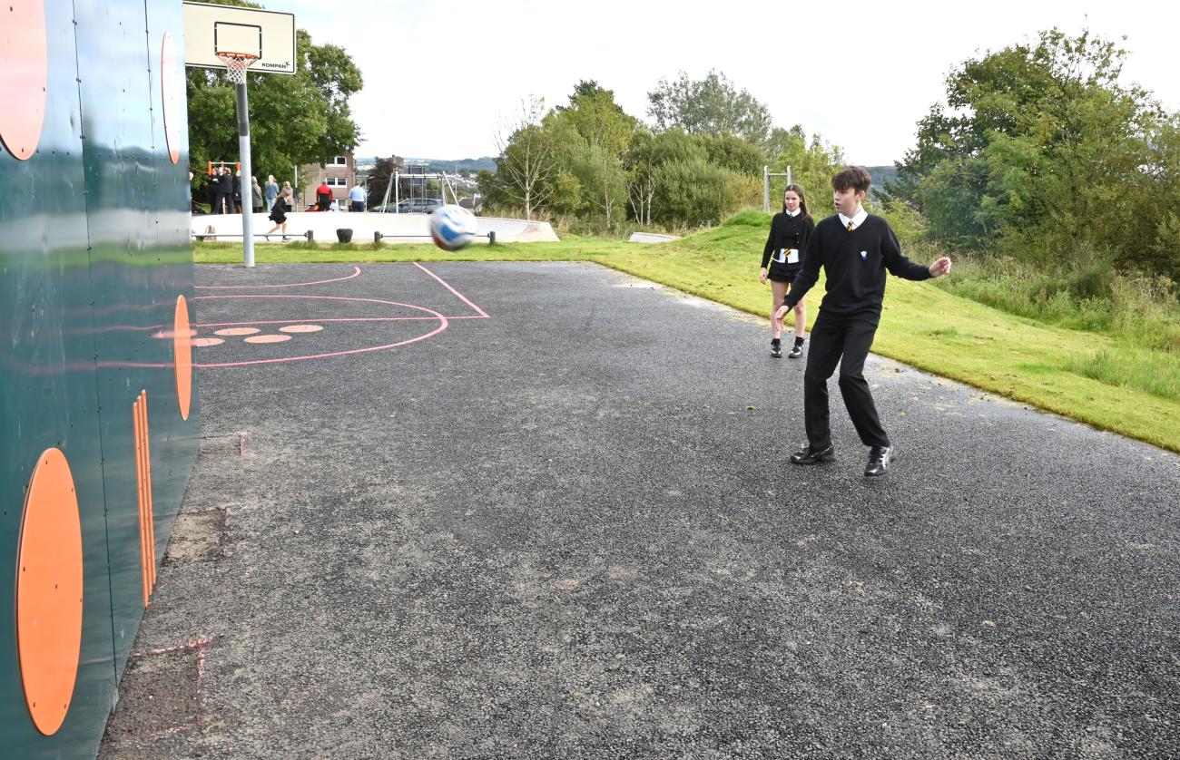 Rennie Road play zone Kilsyth 7